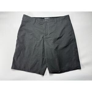 Hurley Men's Lightweight Black Check Shorts - Size 34 (36x9.5)
